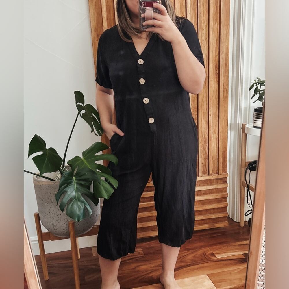 Natura Cropped Basic Viscose Jumpsuit. Size S